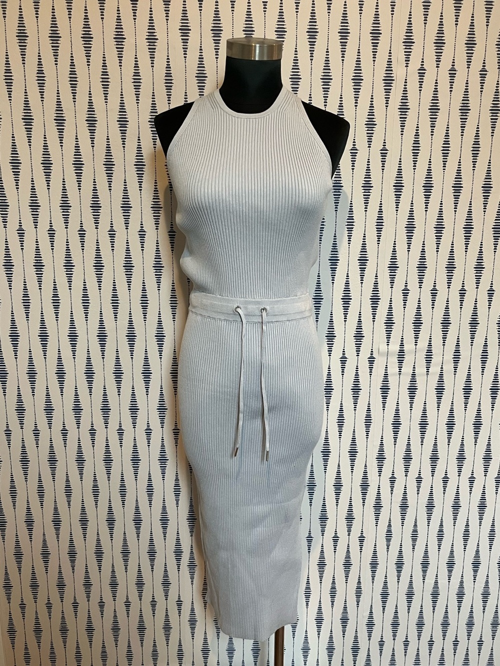 Reiss Soft slate Blue smooth stretch Ribbed Midi Dress Elegant Minimalist Resort - Picture 2 of 9